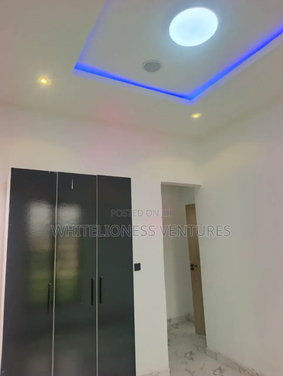 4bdrm Duplex in Ikota for sale in Ikota