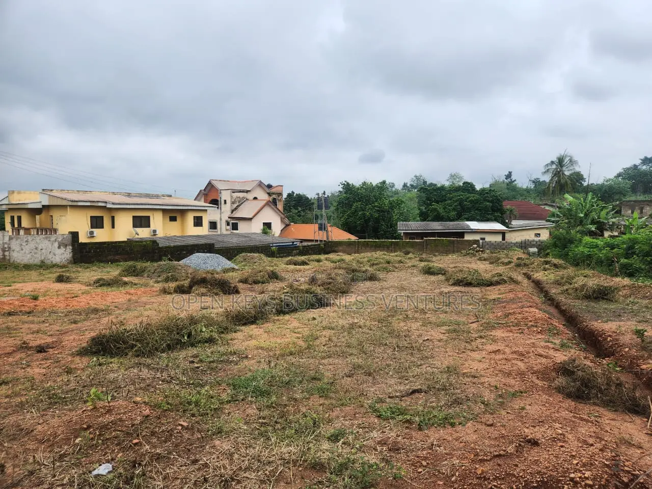 1300sqm- 3 Plots of Primeland in Asought-After Location in Idishin