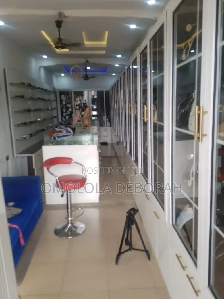 Jewelry Shop Takeover Available in Ondo / Ondo State