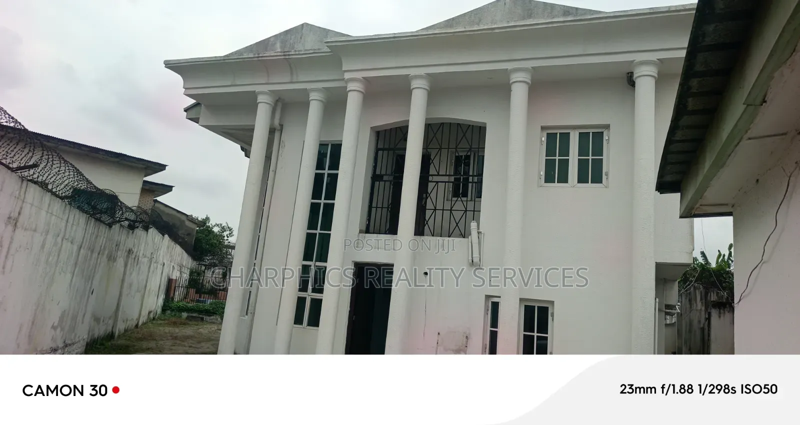 5bdrm Duplex in Ogunlana for sale in Ogunlana