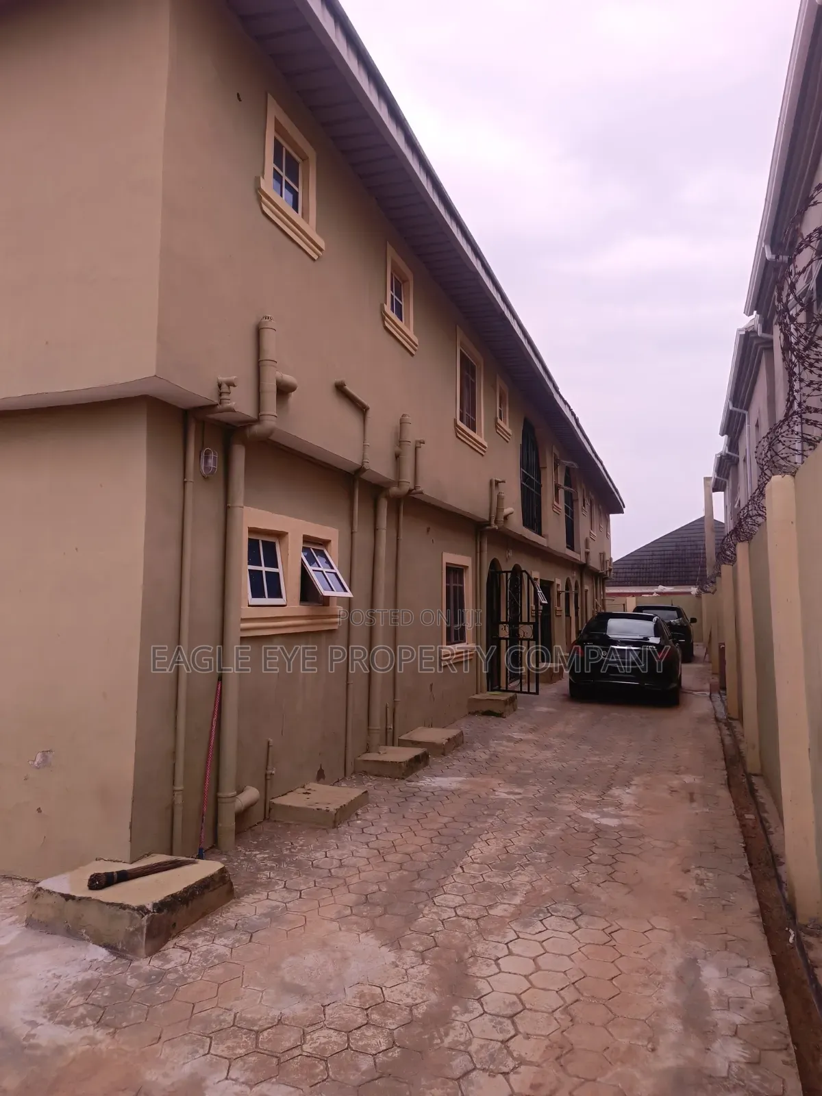 2bdrm Block of Flats in Abiola Farm Estate, Ayobo for rent in Ayobo