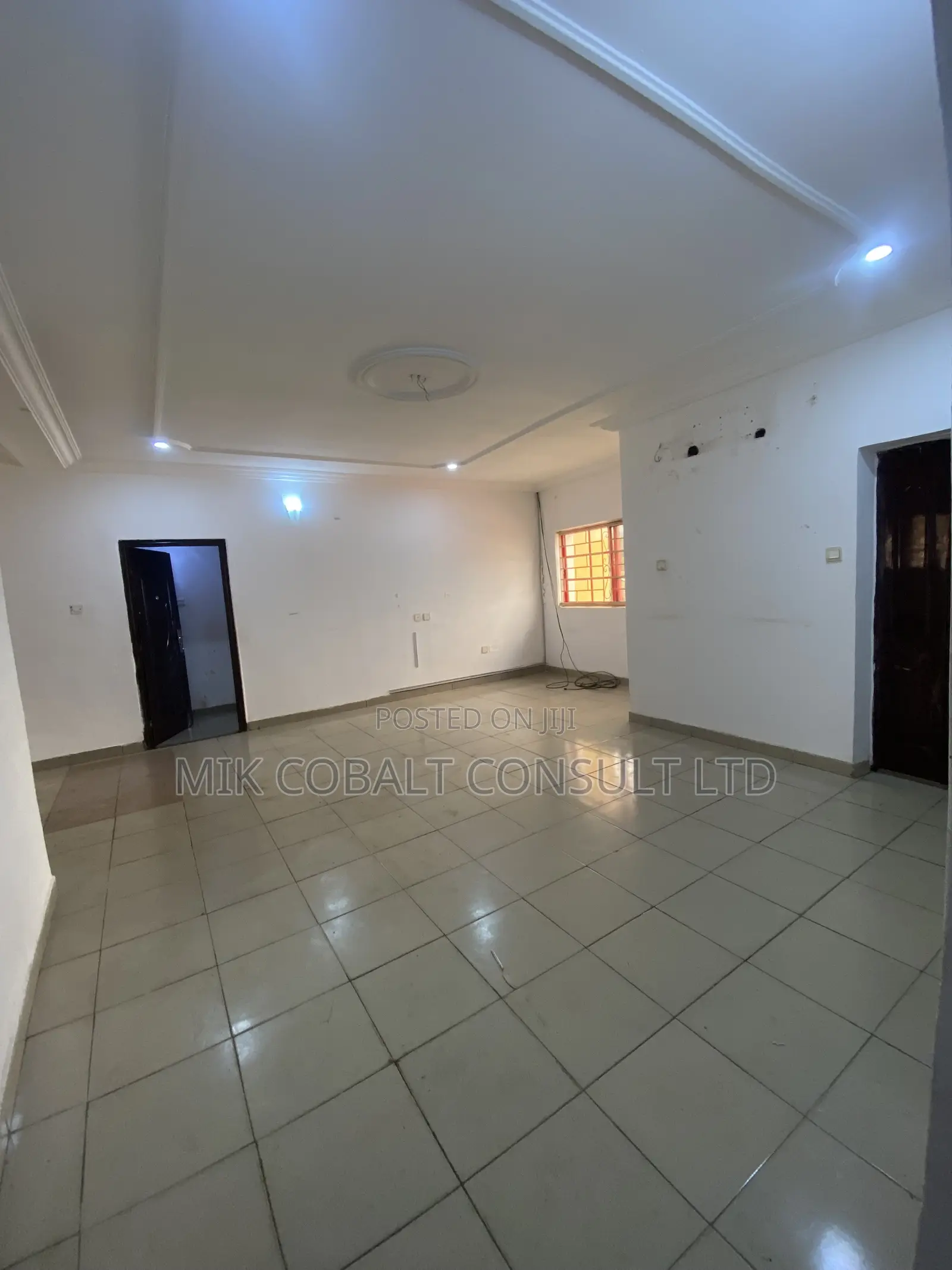 2bdrm Block of Flats in 43Crescent, Gwarinpa for rent in Gwarinpa
