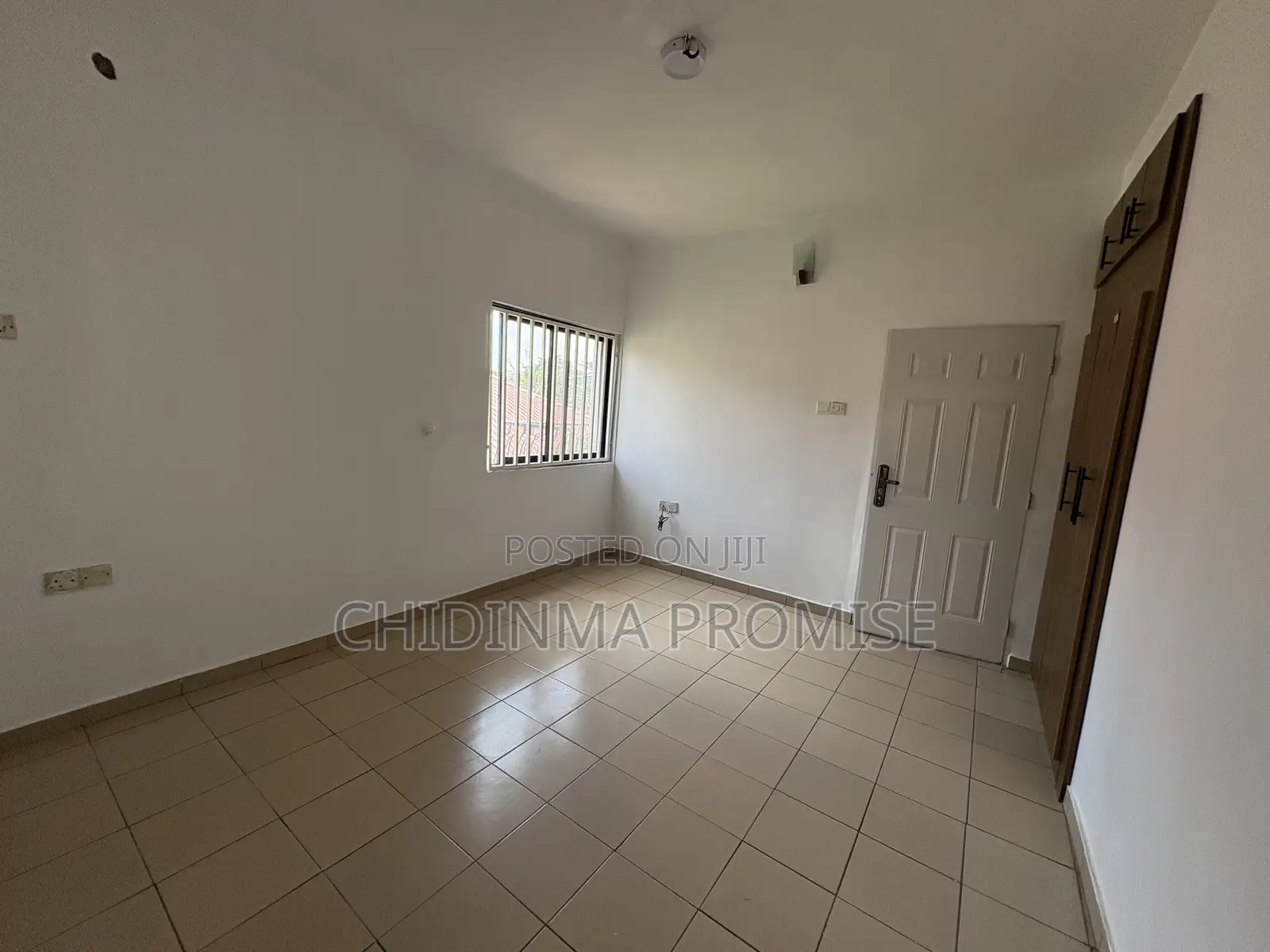 3bdrm Block of Flats in Utako for rent in Utako