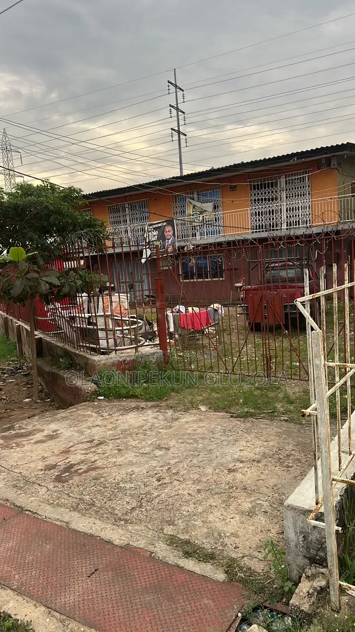 Commercial Property Facing Lagos Express in Iyana Ipaja