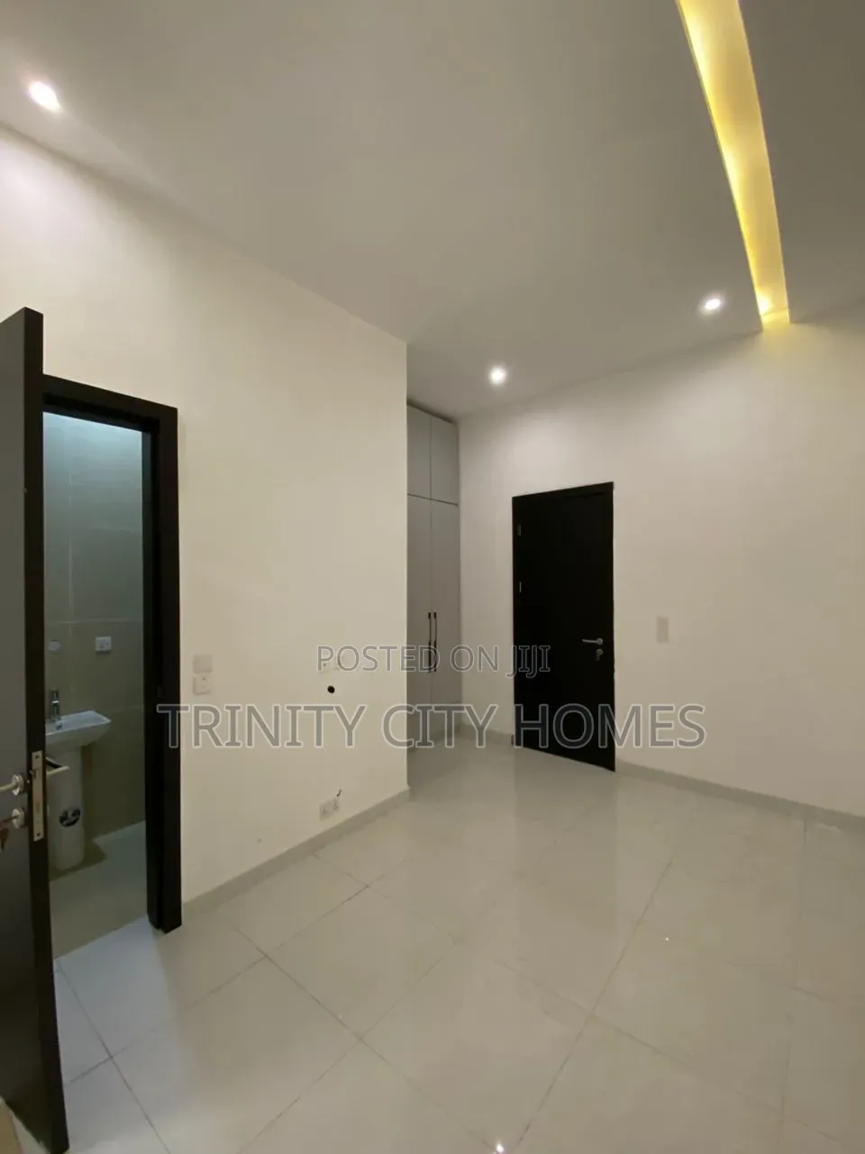 5bdrm Duplex in Ajah Lagos State for sale in VGC / Ajah