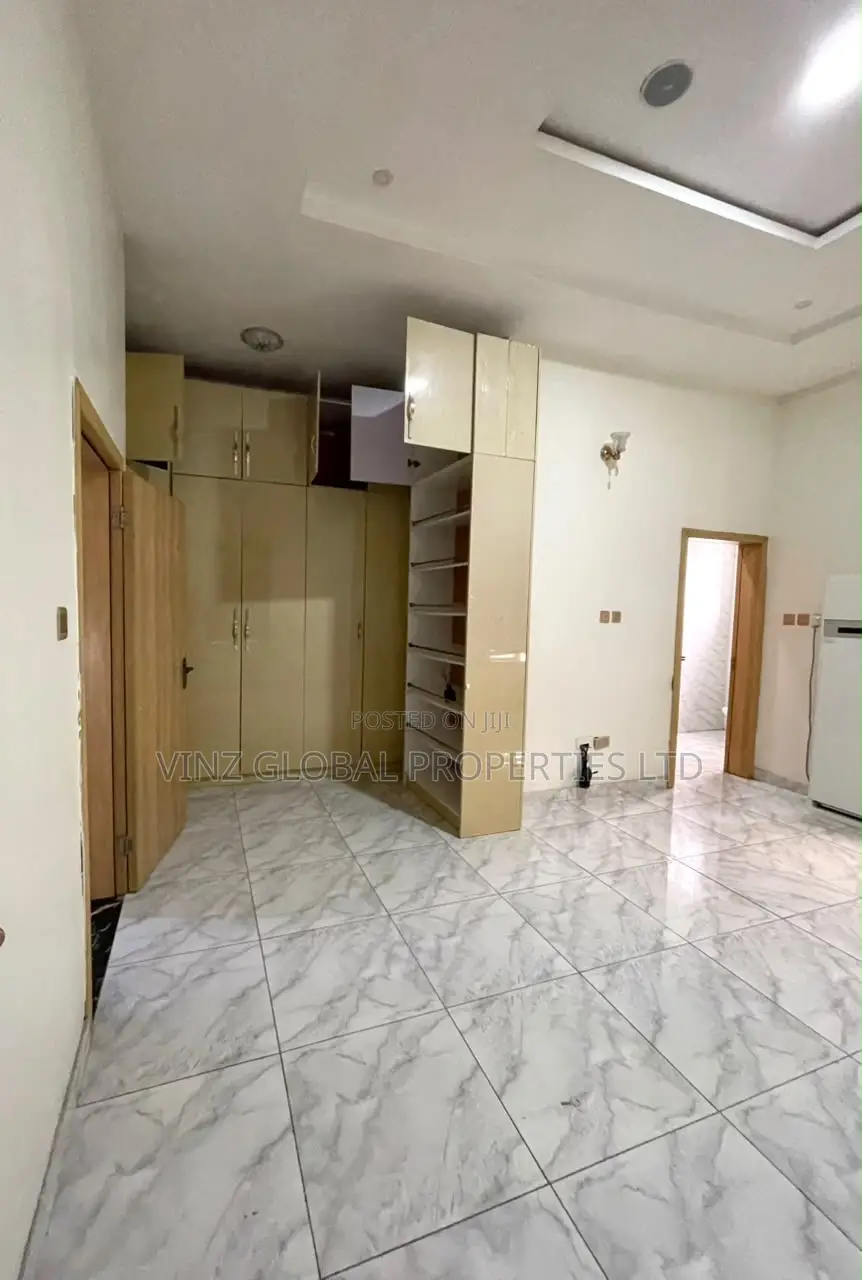 Furnished 4bdrm Duplex in Lekki for rent in Lekki