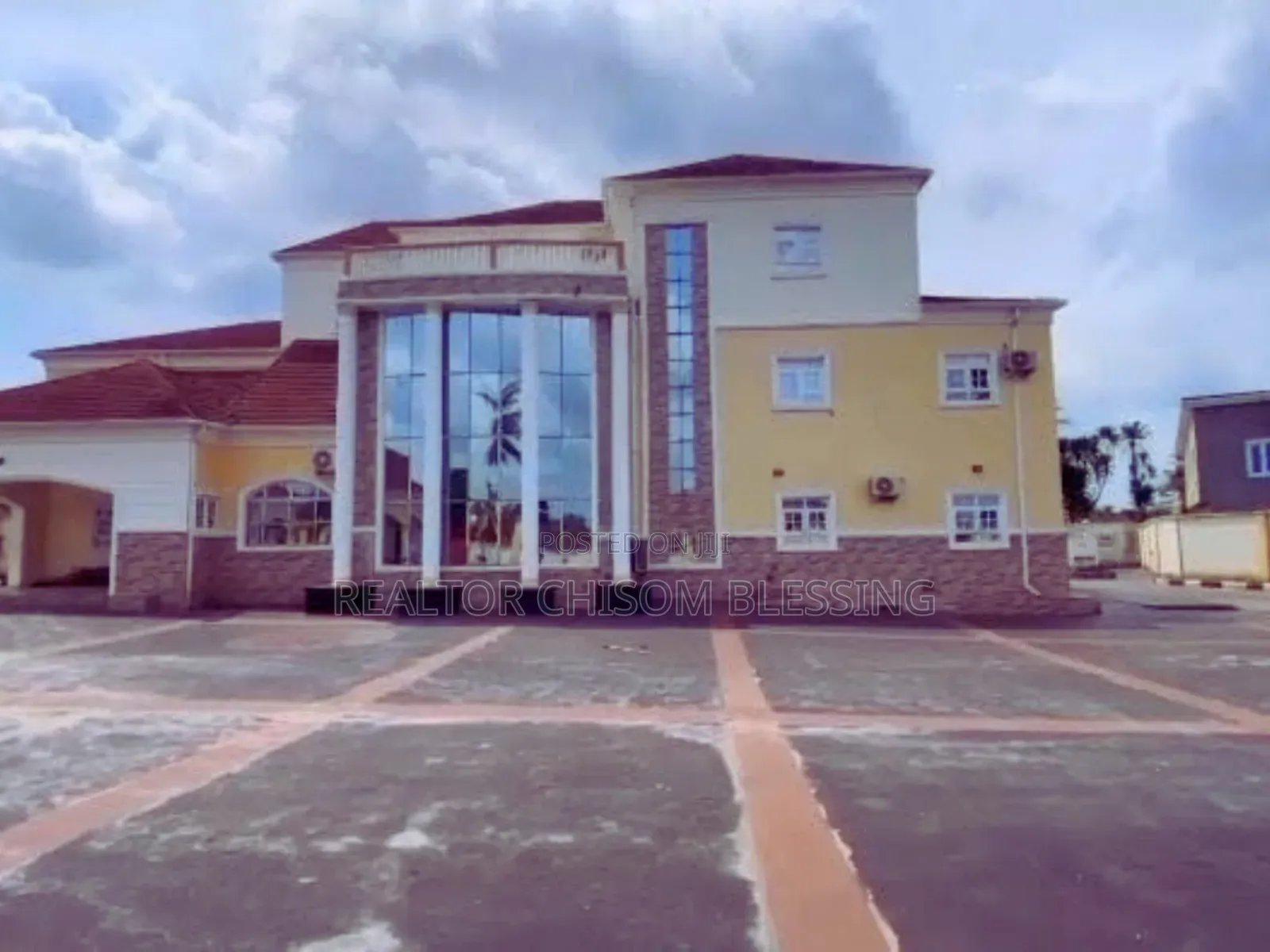 Furnished 10bdrm Duplex in Amuba Housing Estate, Umuahia for sale in Umuahia