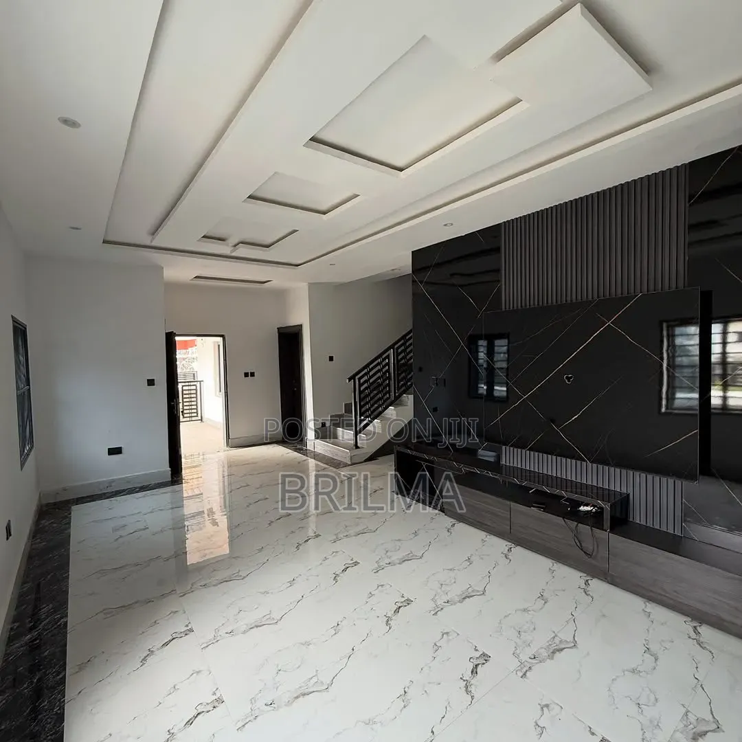 Furnished 4bdrm Duplex in Kubwa for sale in Kubwa