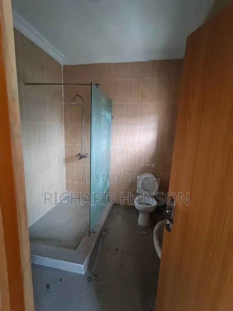 3bdrm Apartment in Secured Estate, Sangotedo for rent in Sangotedo