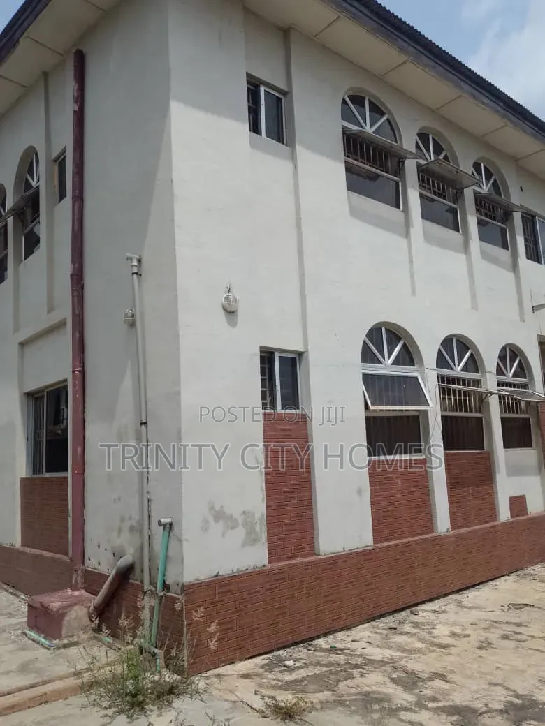 5bdrm Duplex in Oluyole Aare Ibadan for sale in Oluyole