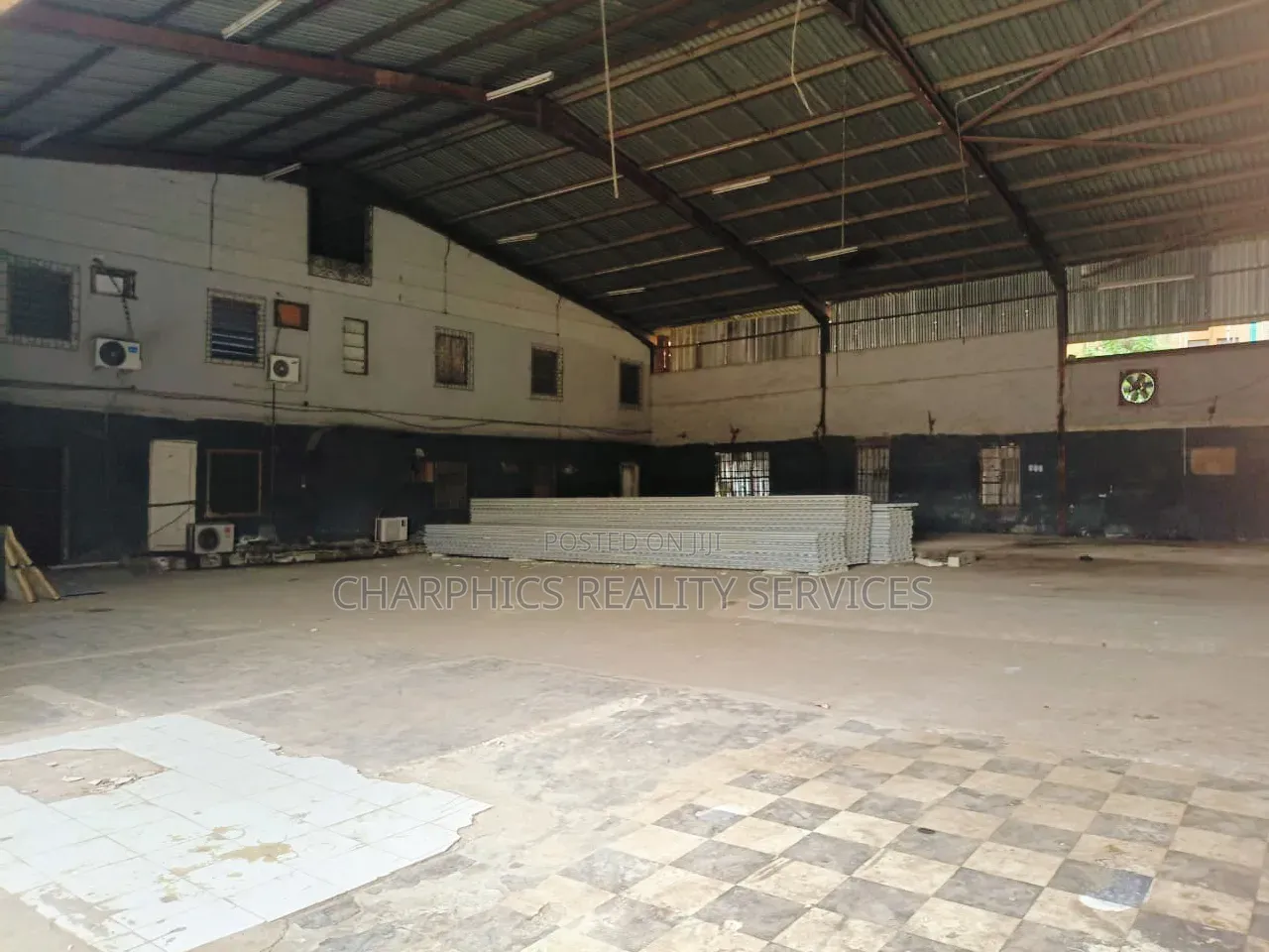 6 Months Warehouse(9,000sqft) at Surulere in Eric Moore