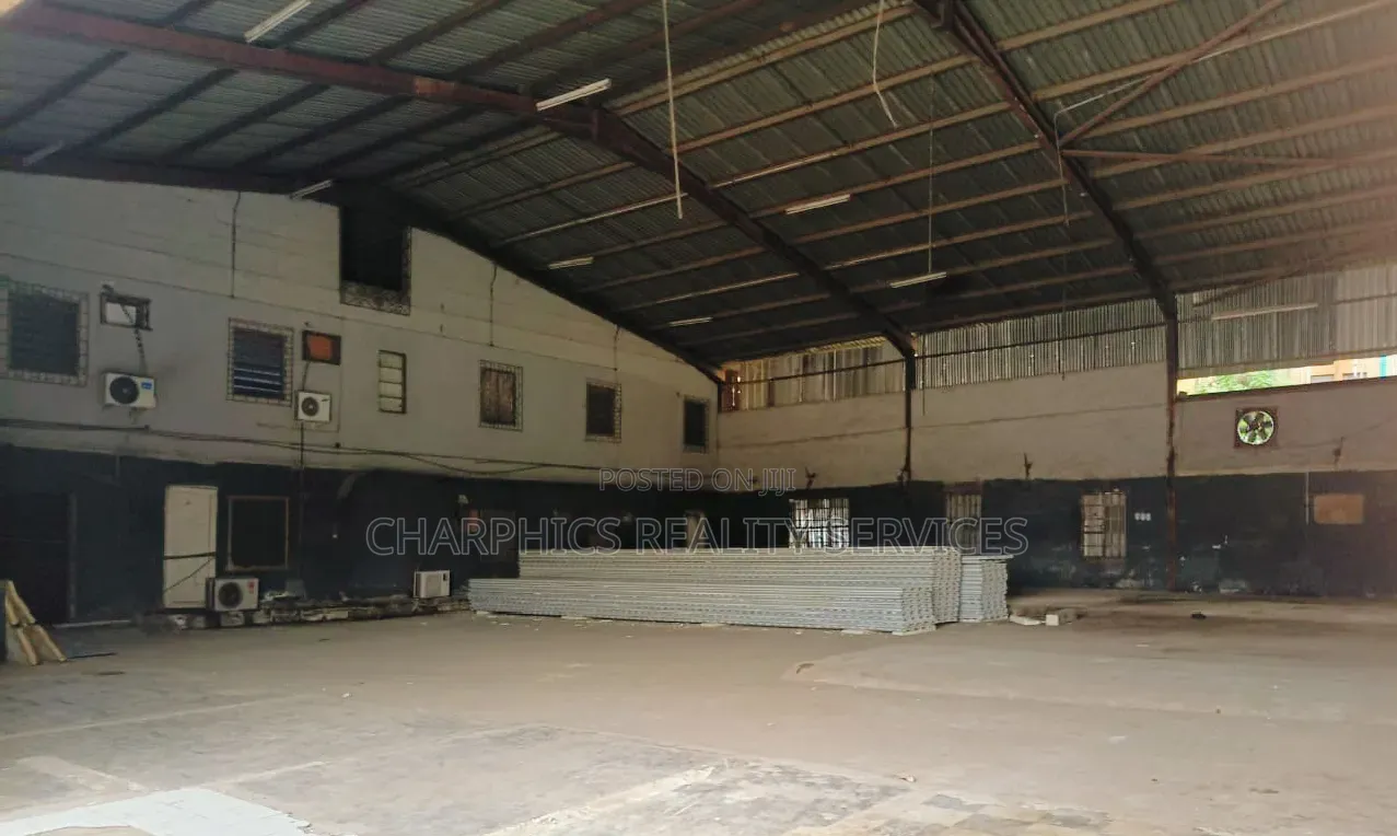 6 Months Warehouse(9,000sqft) at Surulere in Eric Moore