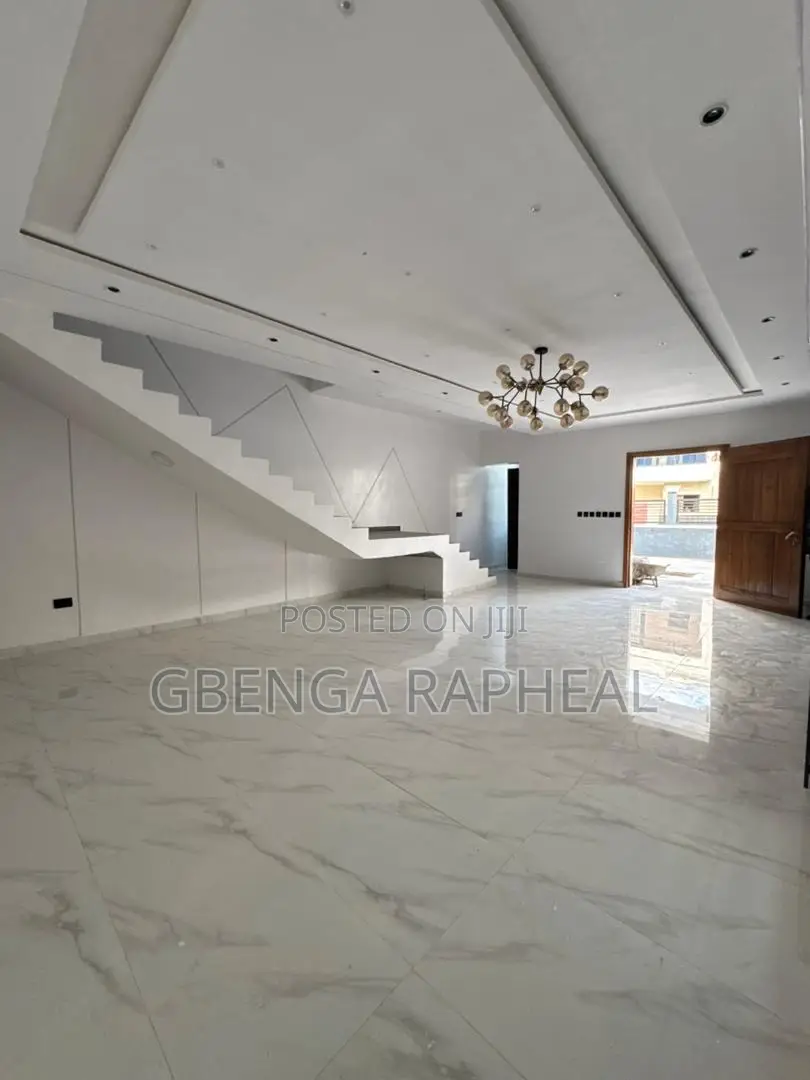 4bdrm Duplex in Ajah for sale in Ajah