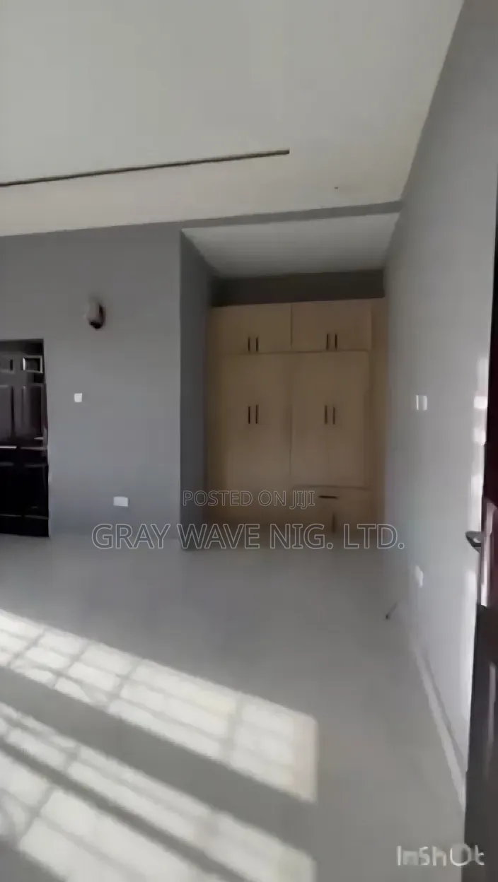 4bdrm Townhouse/Terrace in Sabon Lugbe for sale in Sabon Lugbe