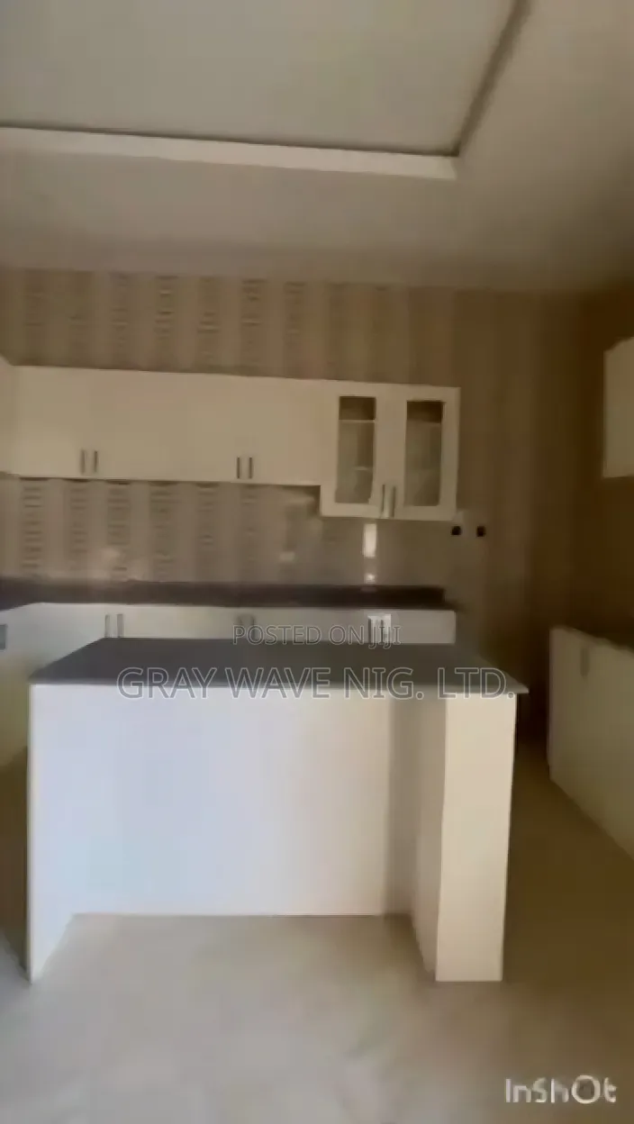 4bdrm Townhouse/Terrace in Sabon Lugbe for sale in Sabon Lugbe