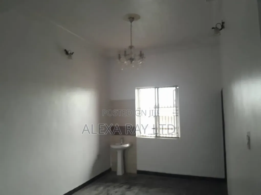 2bdrm Apartment in Ikota for rent in Ikota