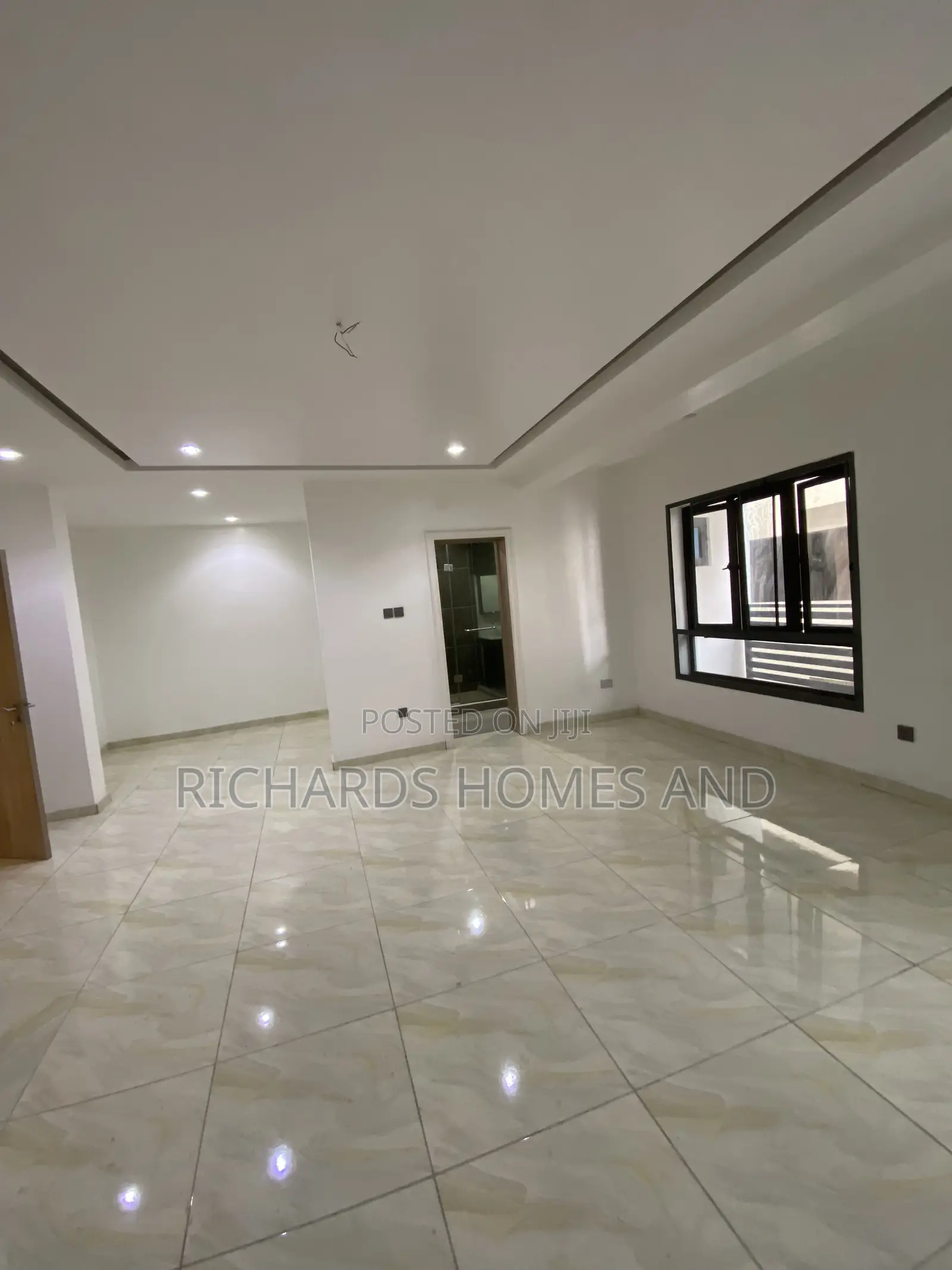 4bdrm Duplex in Ikate for sale in Ikate