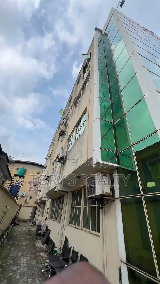 4 Storey Building Commercial Complex in Computer Village