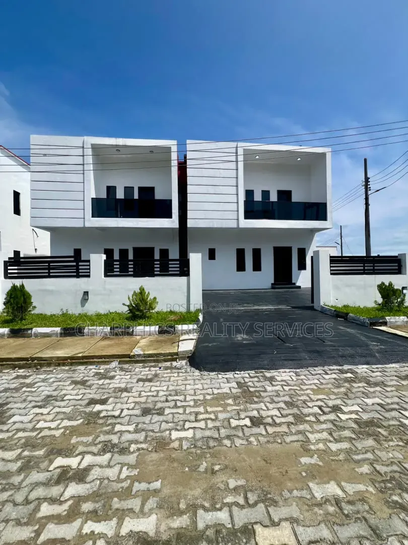 4bdrm Duplex in Off Lekki-Epe Expressway for sale in Off Lekki-Epe Expressway