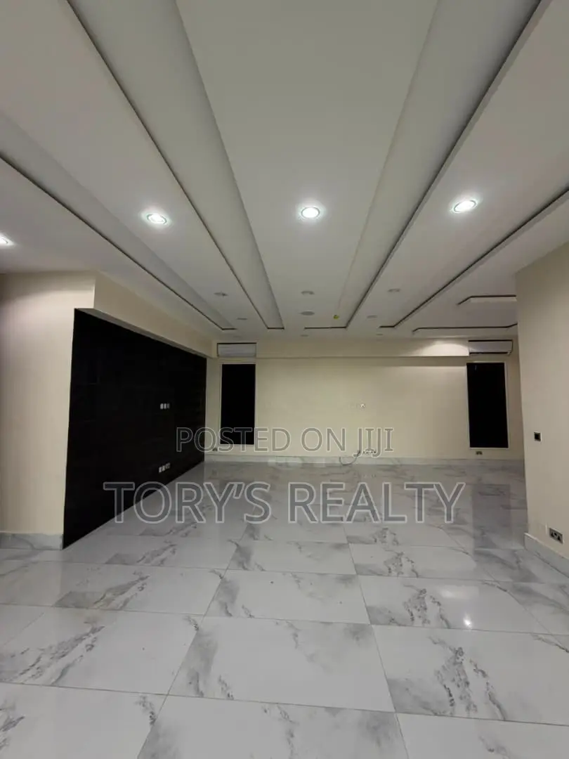 3bdrm Apartment in Ikoyi, Parkview Estate for rent in Parkview Estate
