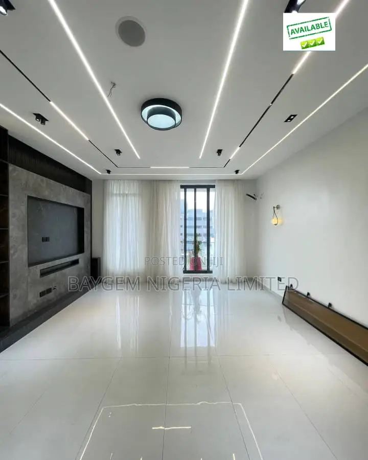 5bdrm Townhouse/Terrace in Lekki Phase 1 for sale in Lekki Phase 1
