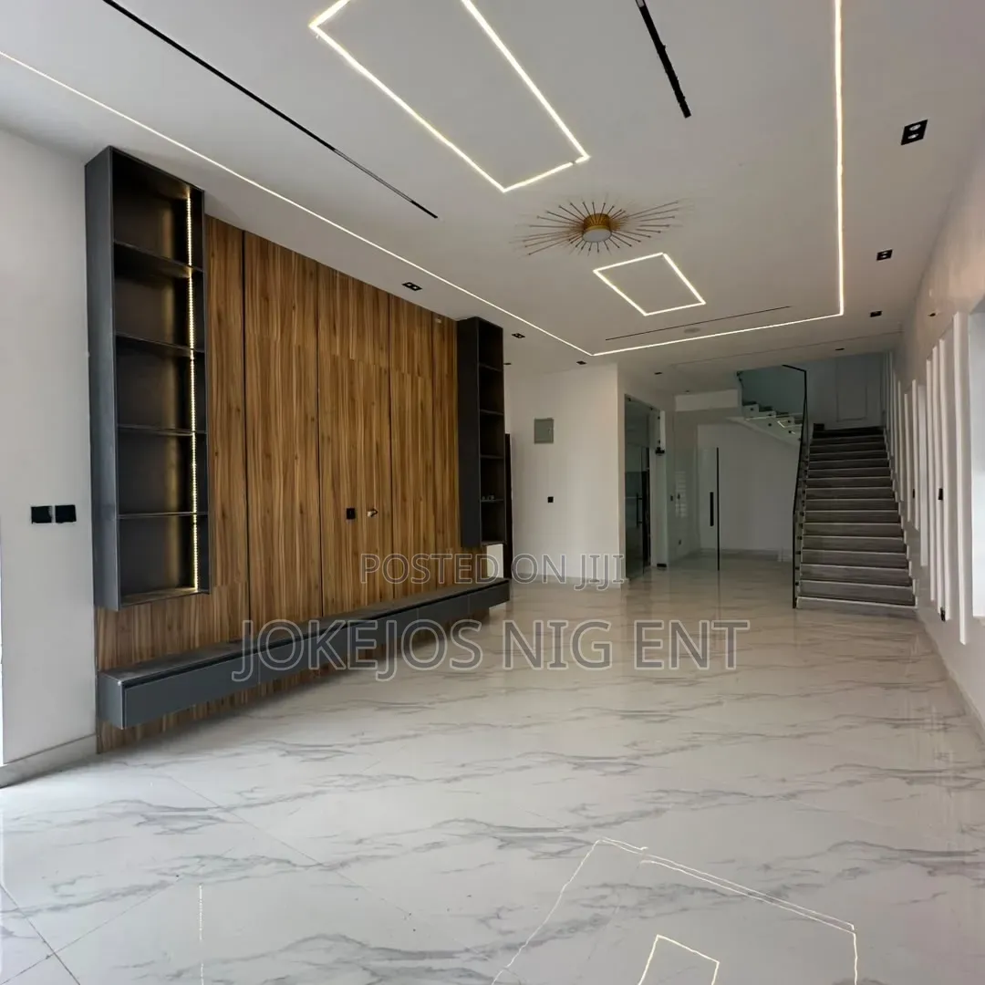 4bdrm Duplex in Ajah, Abraham Adesanya Estate for sale in Abraham Adesanya Estate