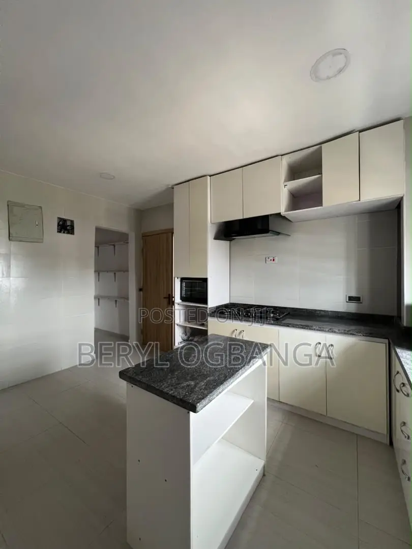 3bdrm Apartment in Ikate for rent in Ikate
