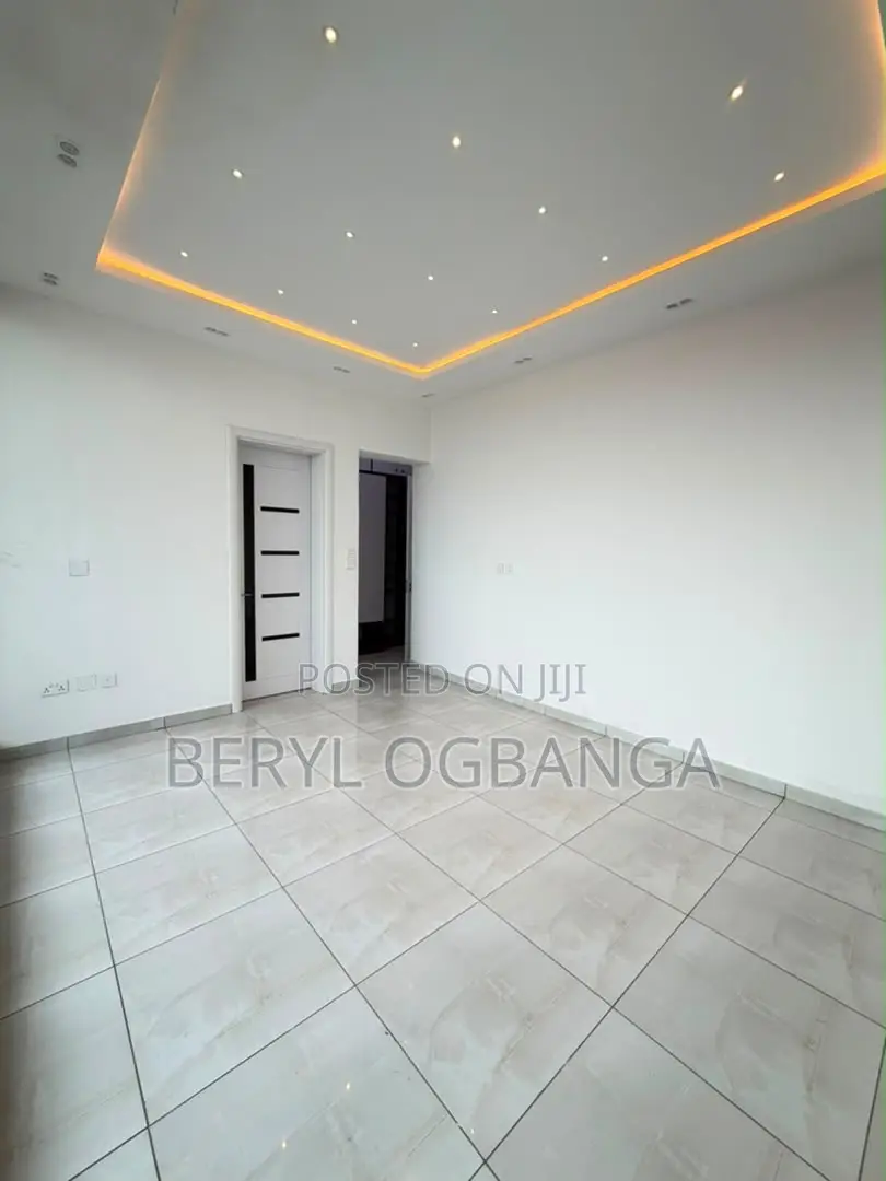 3bdrm Apartment in Lekki Phase 1 for sale in Lekki Phase 1