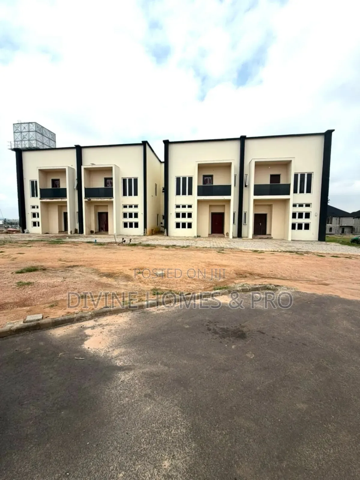 4bdrm Duplex in Karasana, Gwarinpa for sale in Gwarinpa