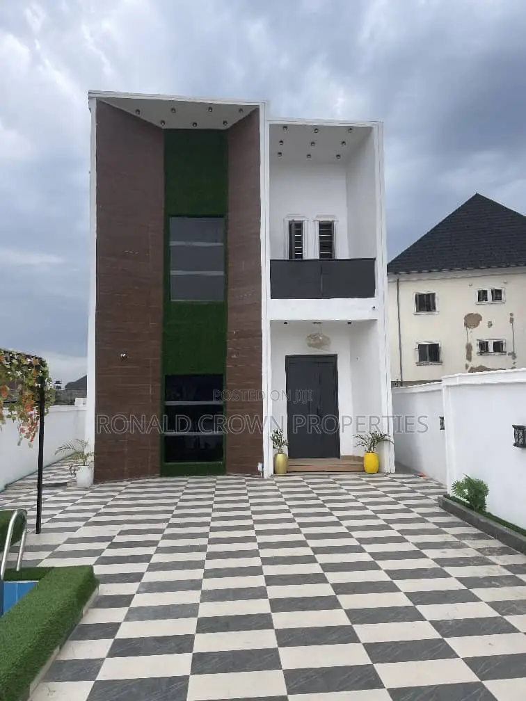 4bdrm Duplex in Festac for sale in Festac