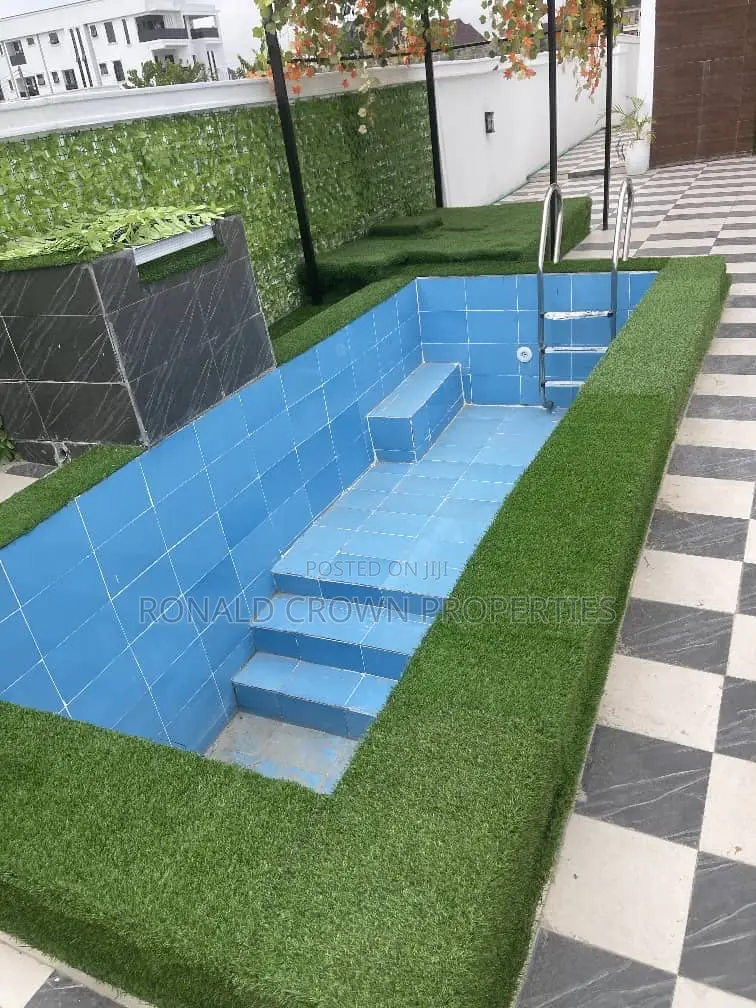 4bdrm Duplex in Festac for sale in Festac