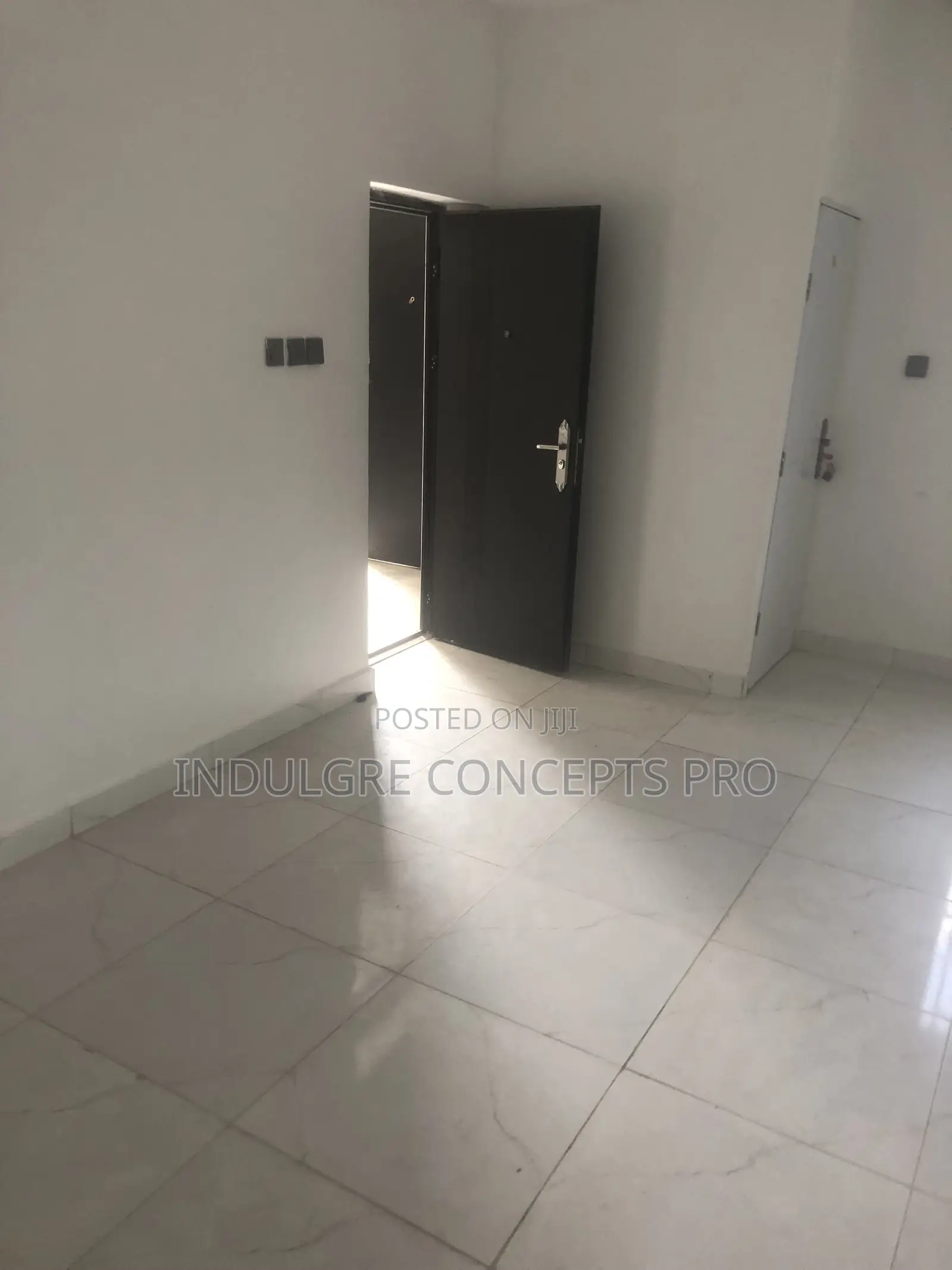 3bdrm Block of Flats in Lugbe Aco for rent in Lugbe District