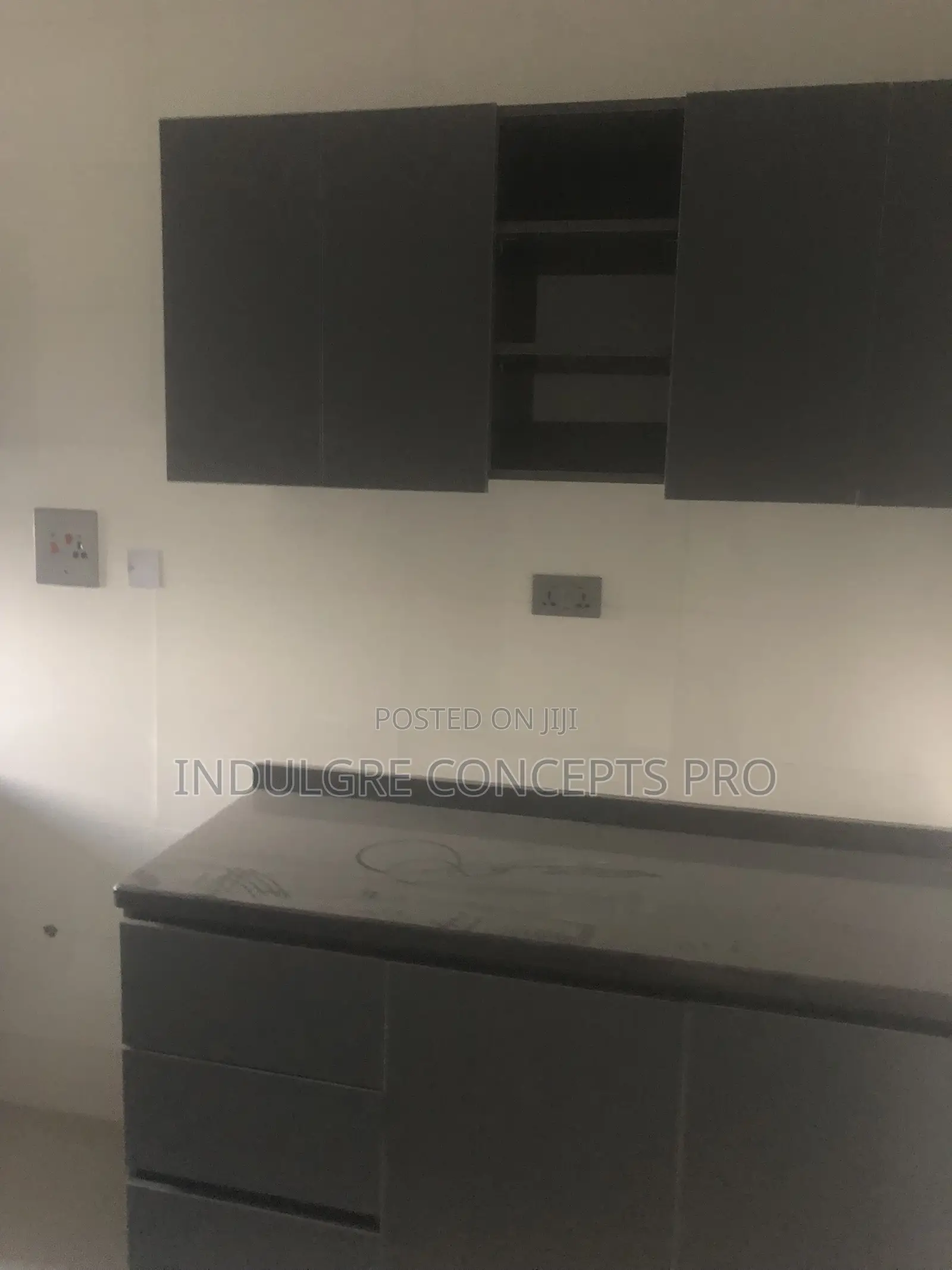 3bdrm Block of Flats in Lugbe Aco for rent in Lugbe District