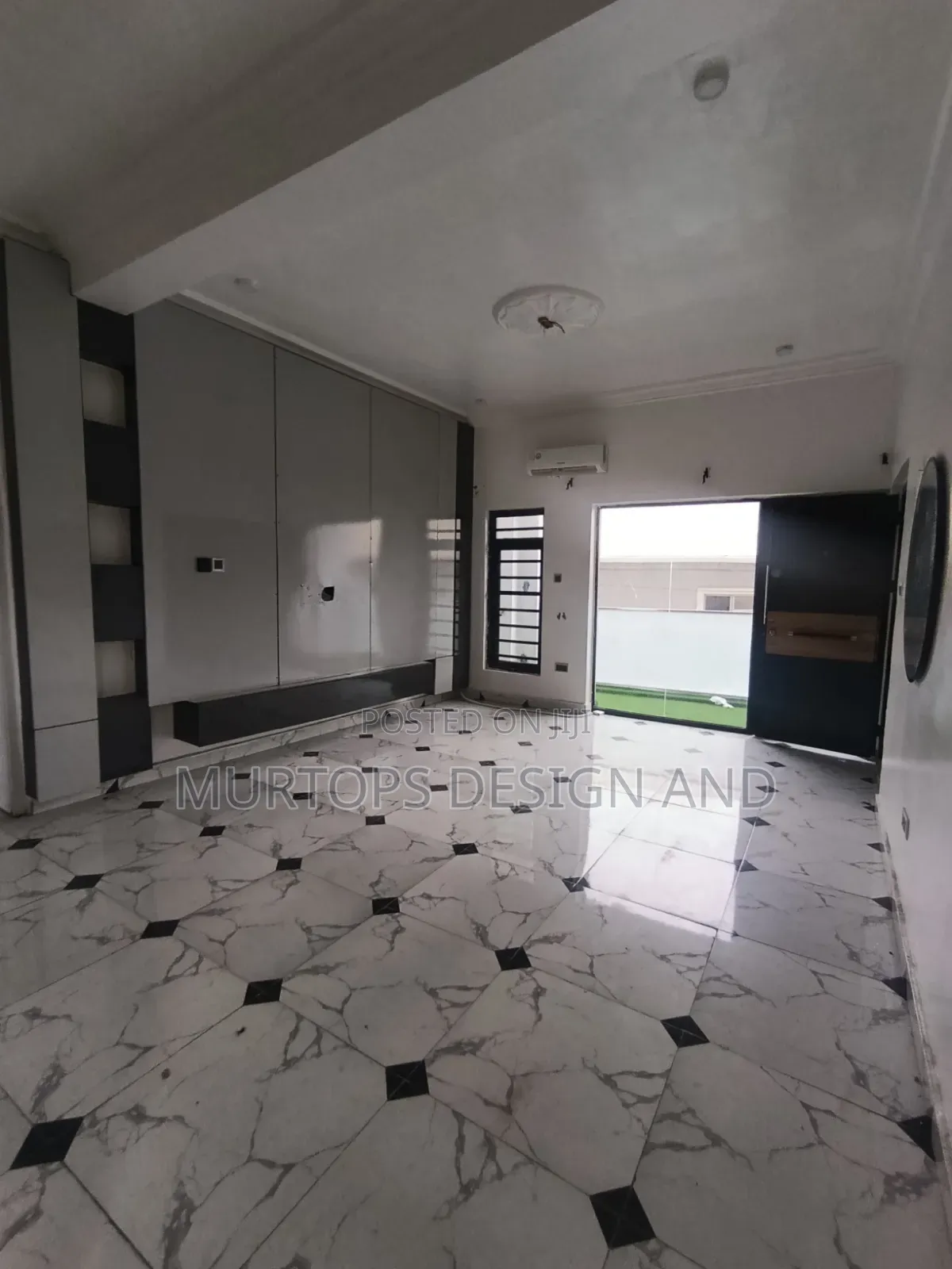 2bdrm Apartment in Chevron for rent in Chevron