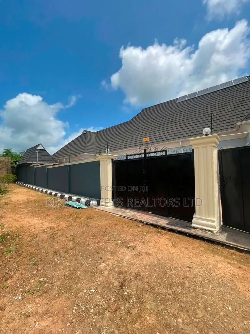 5bdrm Bungalow in Jankata, Kuola, Akala Express for sale in Akala Express