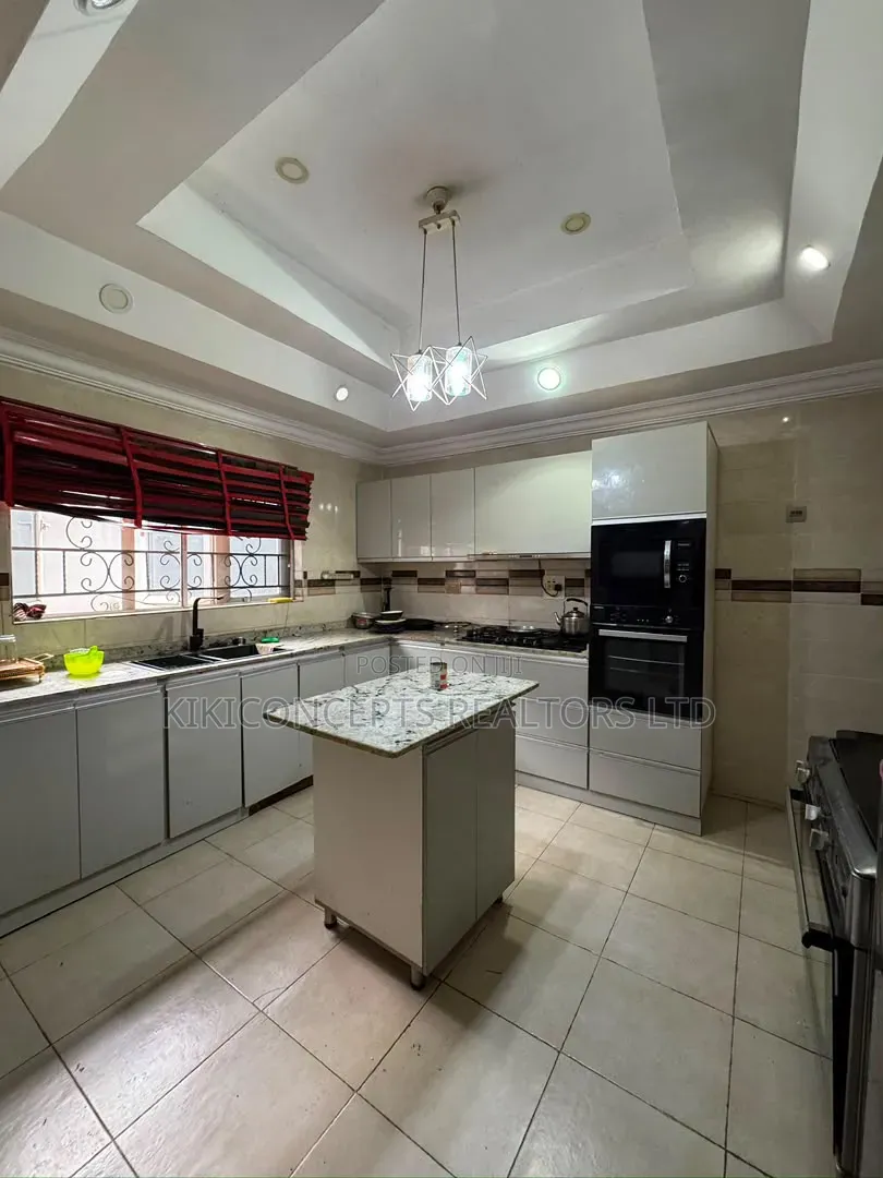 5bdrm Duplex in Adewunmi Layout, Ojoo for sale in Ojoo