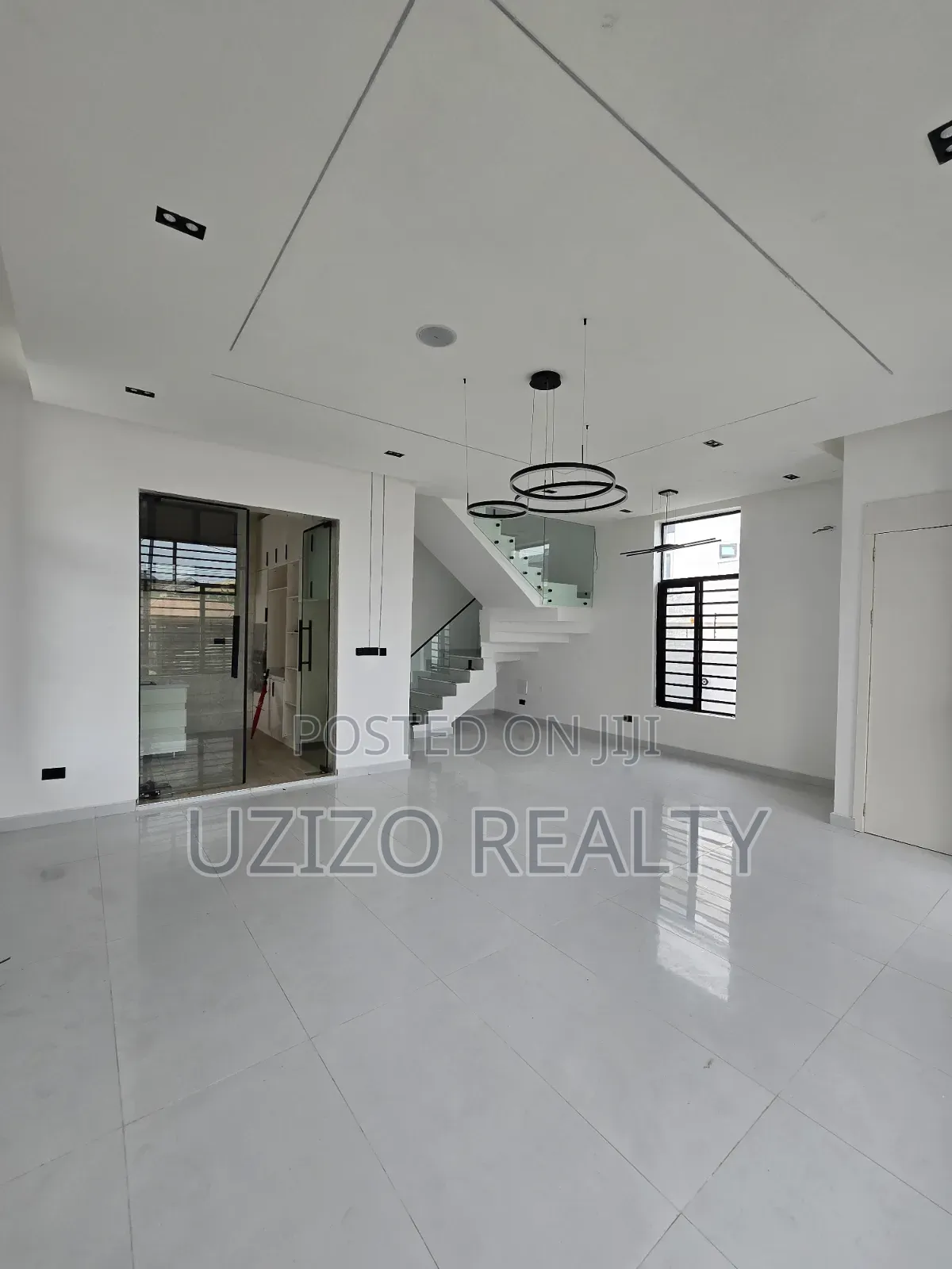 5bdrm Duplex in Sangotedo for sale in Sangotedo
