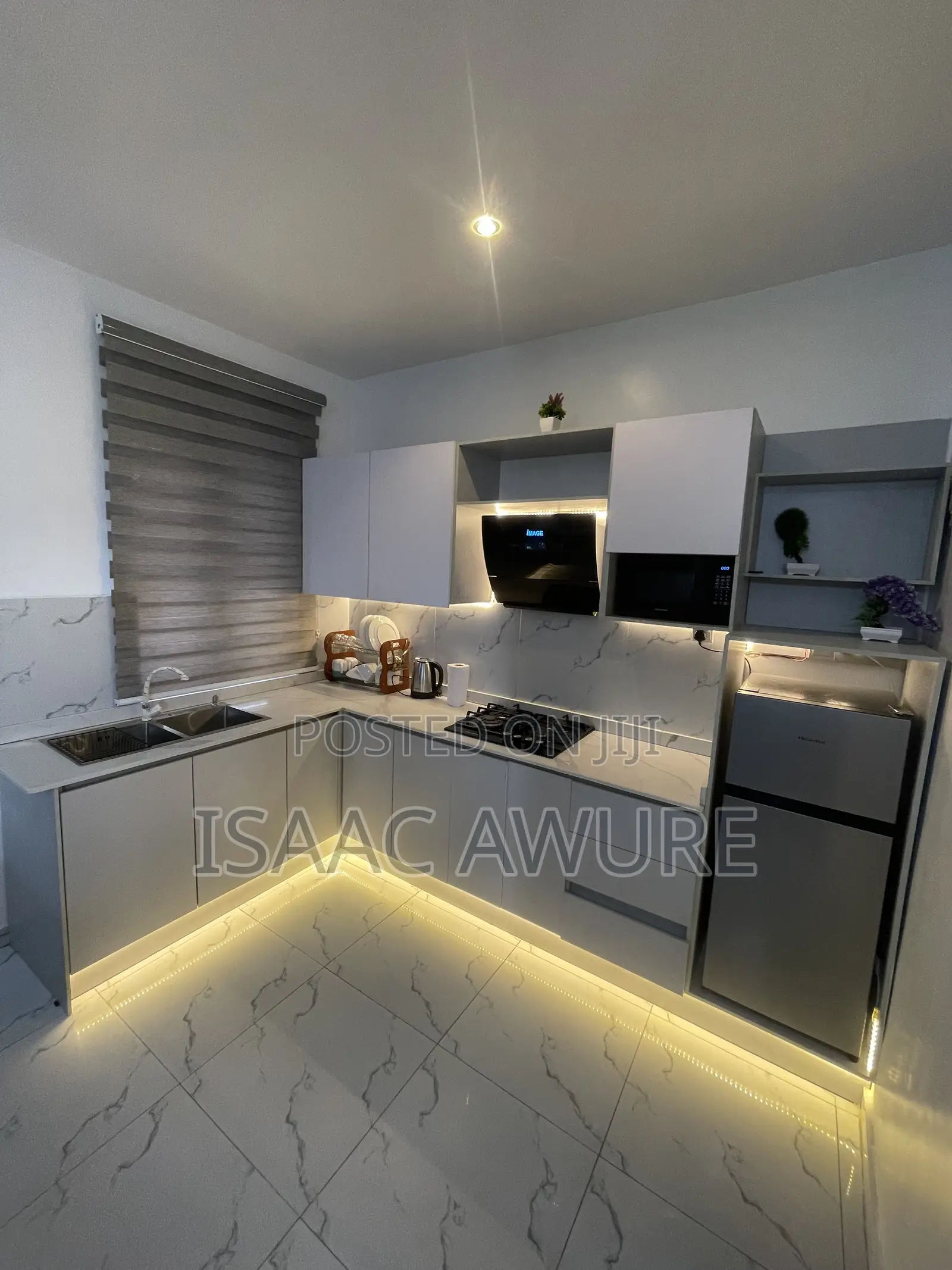 Beautiful and Cozy One Bedroom Apartment /Week in Sangotedo