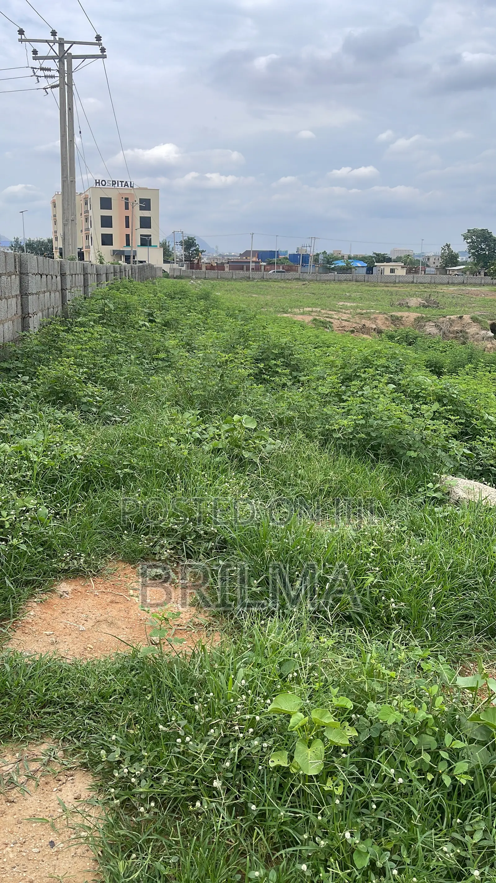 Distress Sale! 1,000 SQM of Residential Land in Karudu for Sale in Kurudu