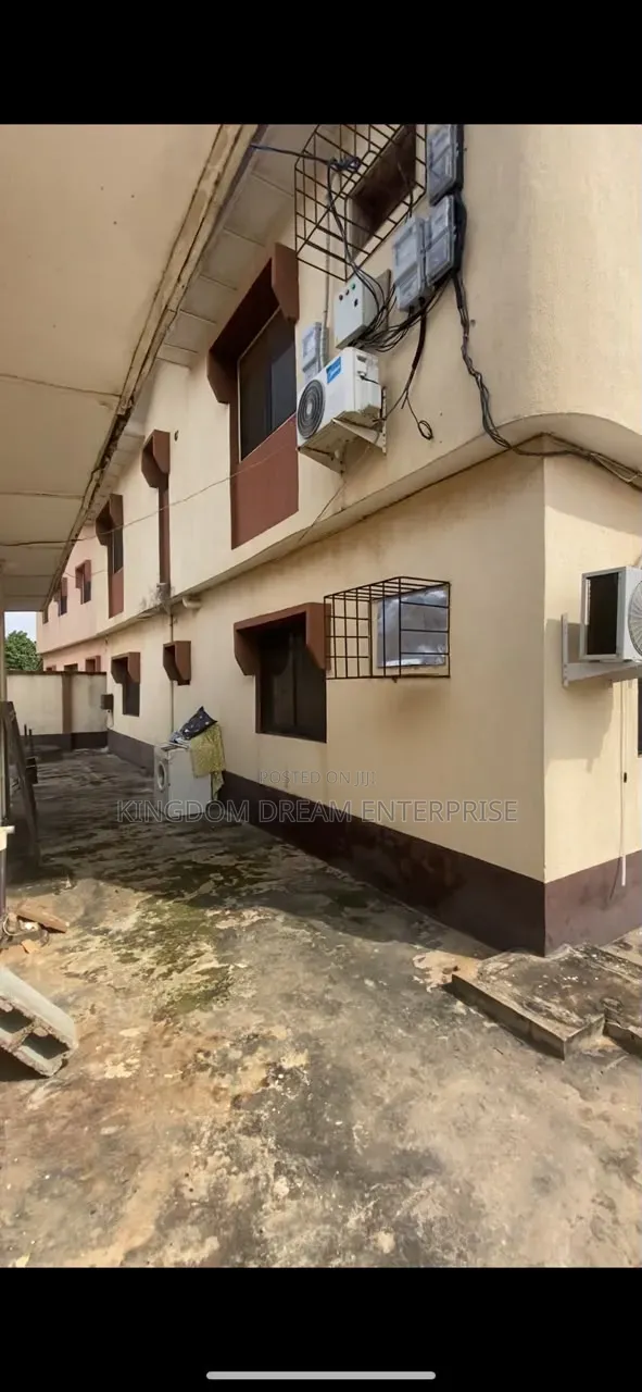 3bdrm Block of Flats in Karaole Estate for sale in Abule Egba