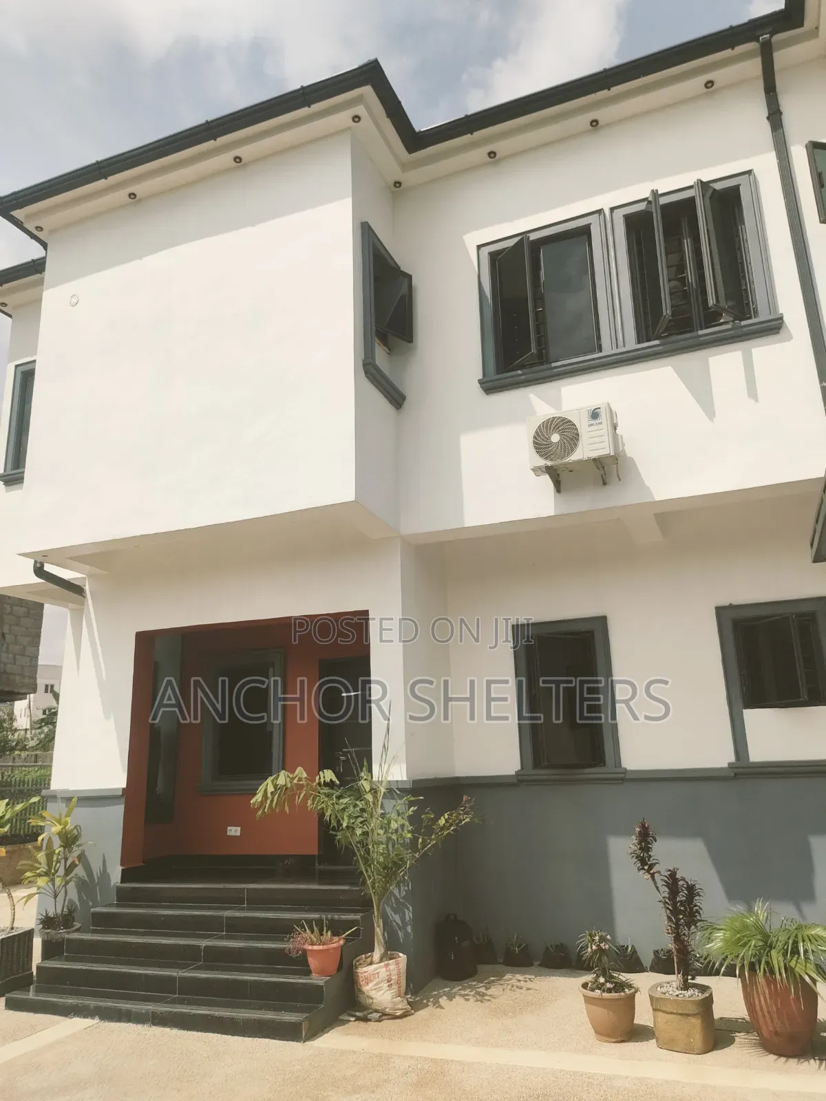 4bdrm Duplex in Marine Estate Life for sale in Life Camp