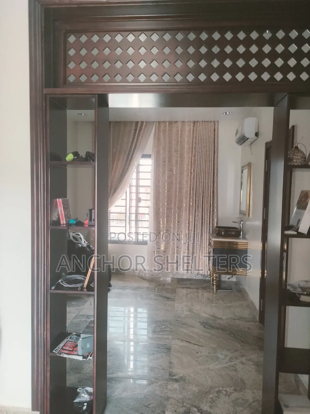 4bdrm Duplex in Marine Estate Life for sale in Life Camp