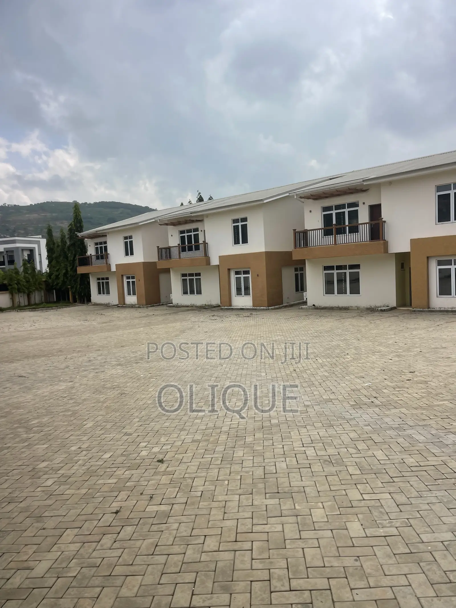 20bdrm Duplex in Katampe Extension for rent in Katampe Extension