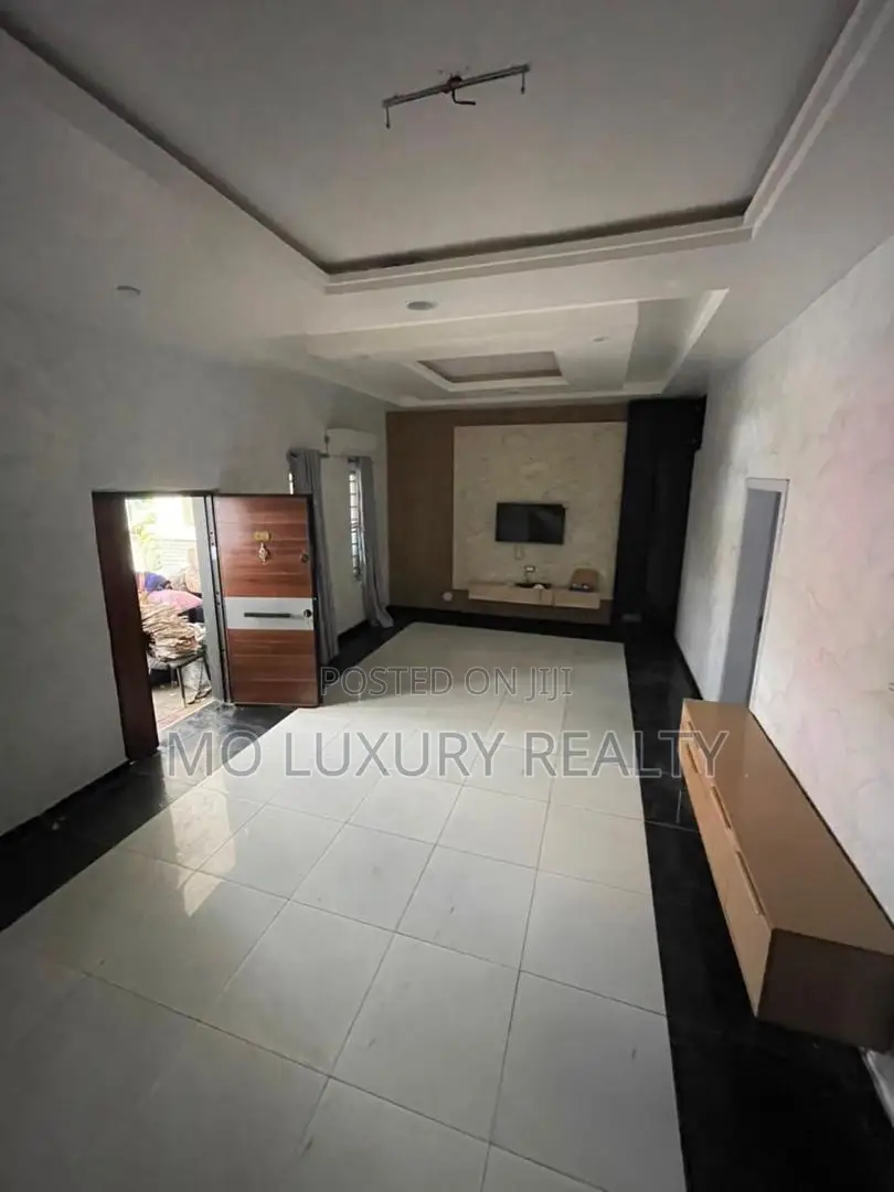 4bdrm Townhouse / Terrace in Lekki Phase 2 for rent in Lekki Phase 2