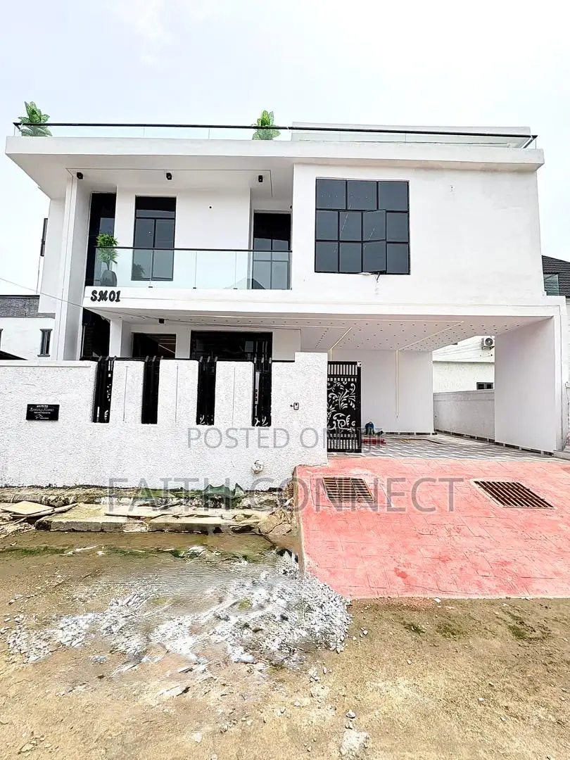 4bdrm Duplex in Lekki Ikota for sale in Ikota