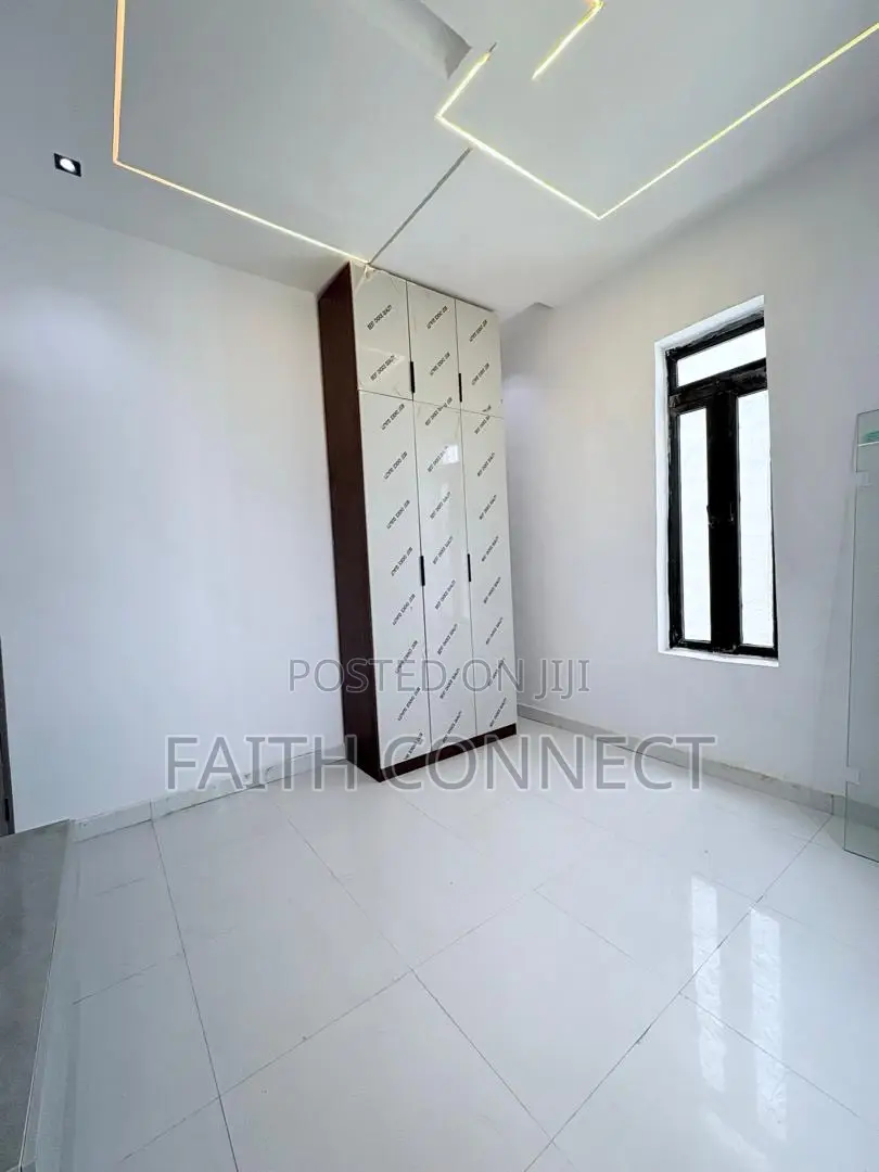 4bdrm Duplex in Ajah for sale in Ajah