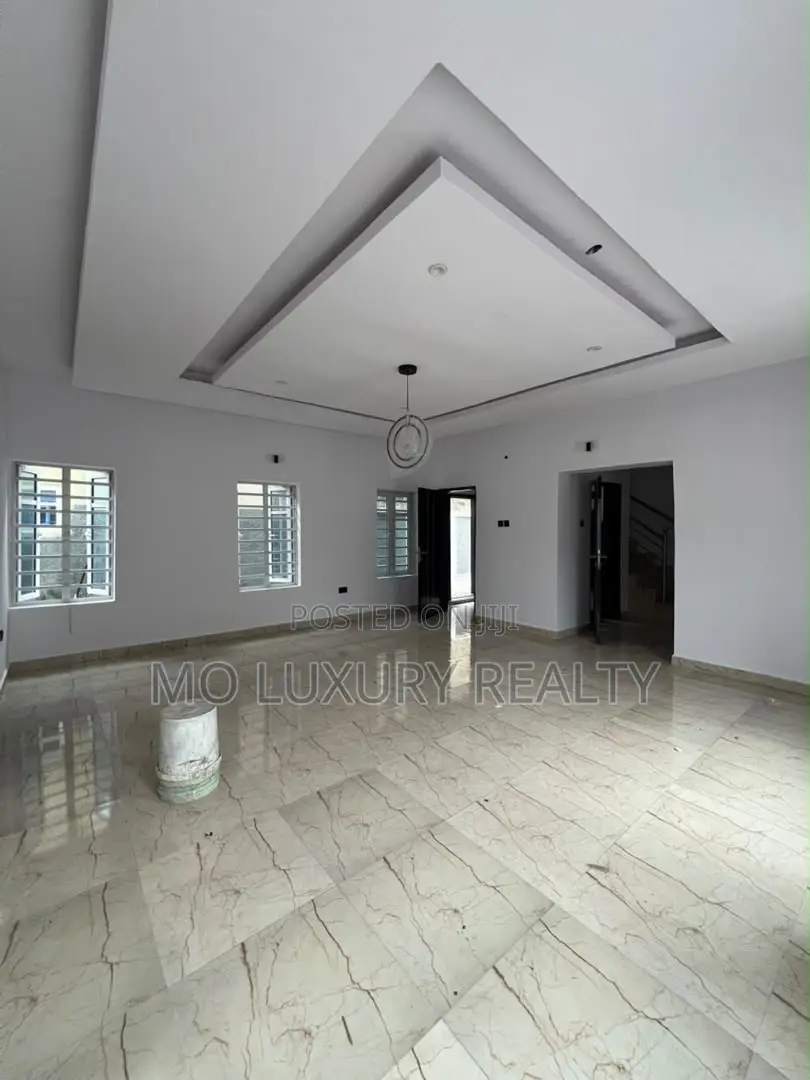 4bdrm Townhouse / Terrace in Lekki Phase 2 for rent in Lekki Phase 2