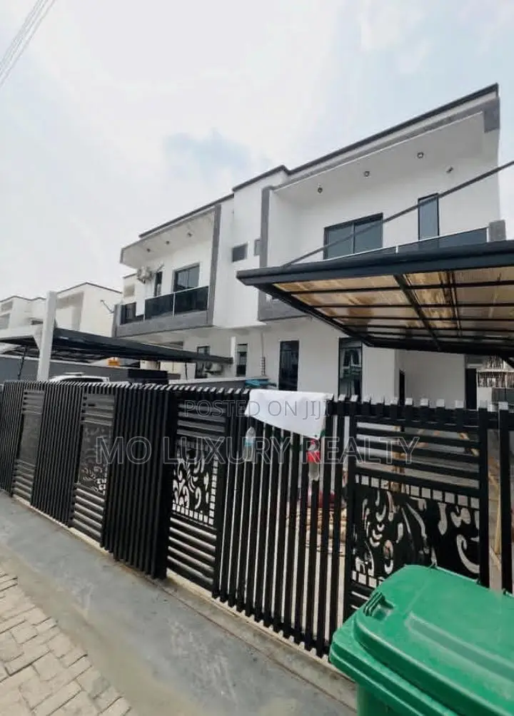 4bdrm Townhouse / Terrace in Chevron for rent in Chevron