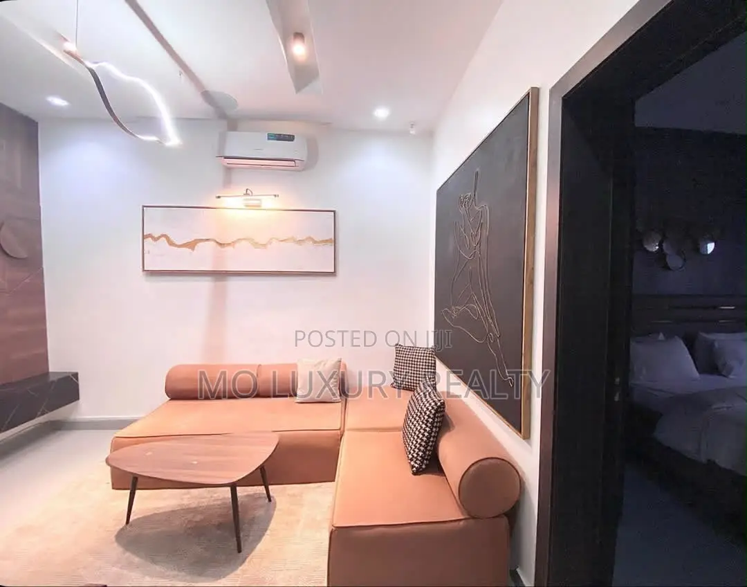 Furnished 4bdrm Townhouse / Terrace in Lekki Phase 1 for rent in Lekki Phase 1