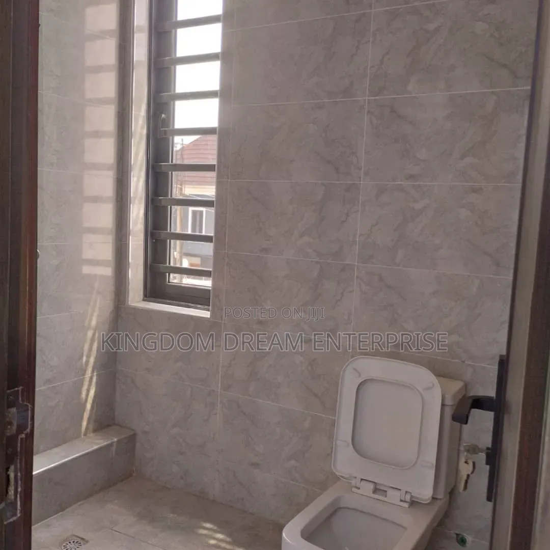 3bdrm Apartment in Dolphin Estate Ikoyi for sale in Dolphin Estate